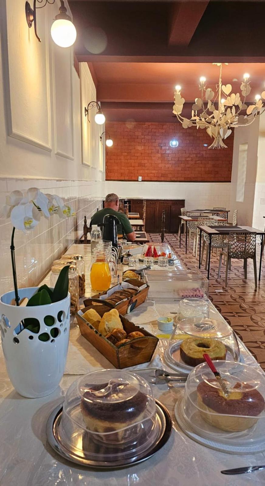 Hotel Barbacena Buitenkant foto