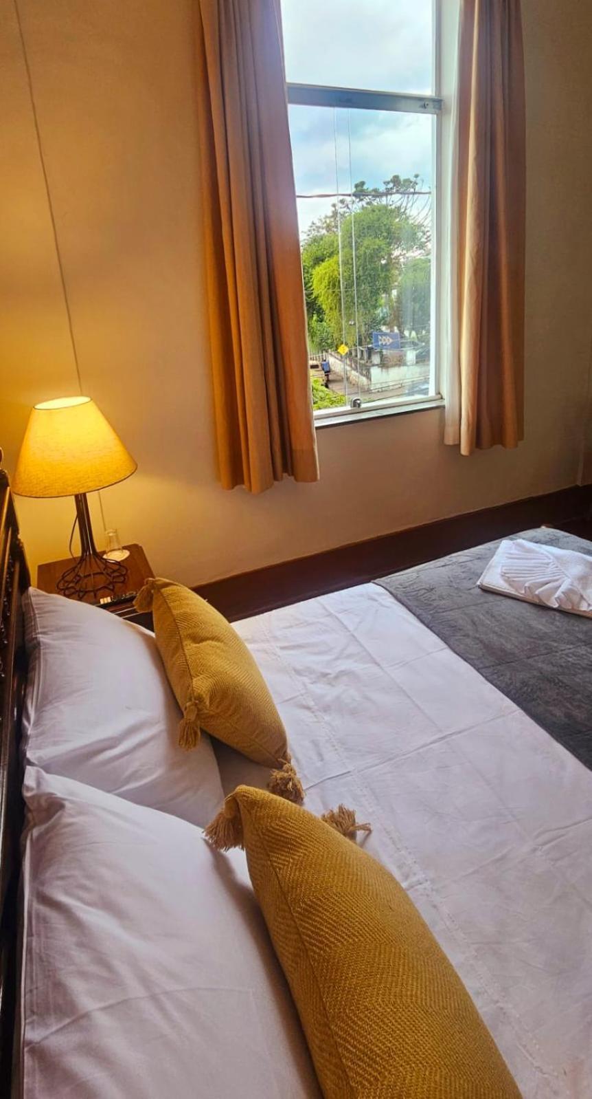 Hotel Barbacena Buitenkant foto