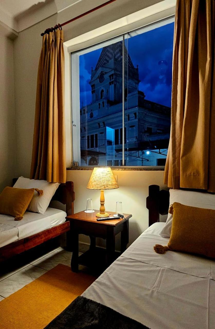 Hotel Barbacena Buitenkant foto